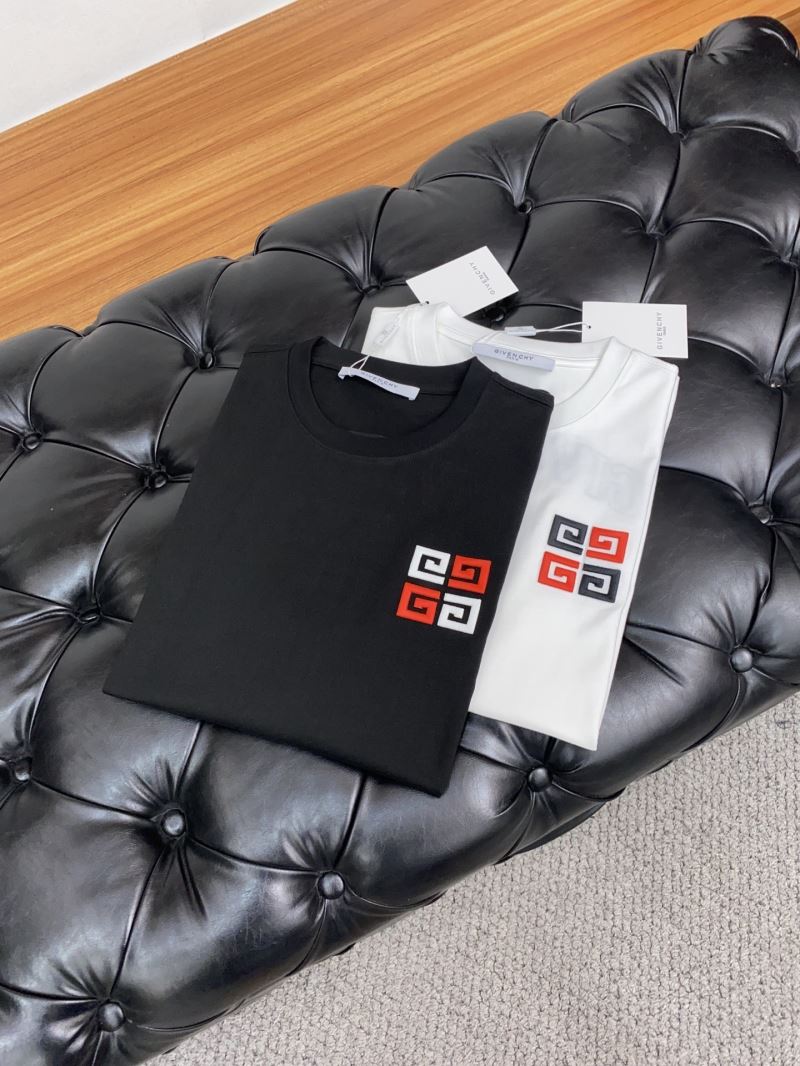 Givenchy T-Shirts